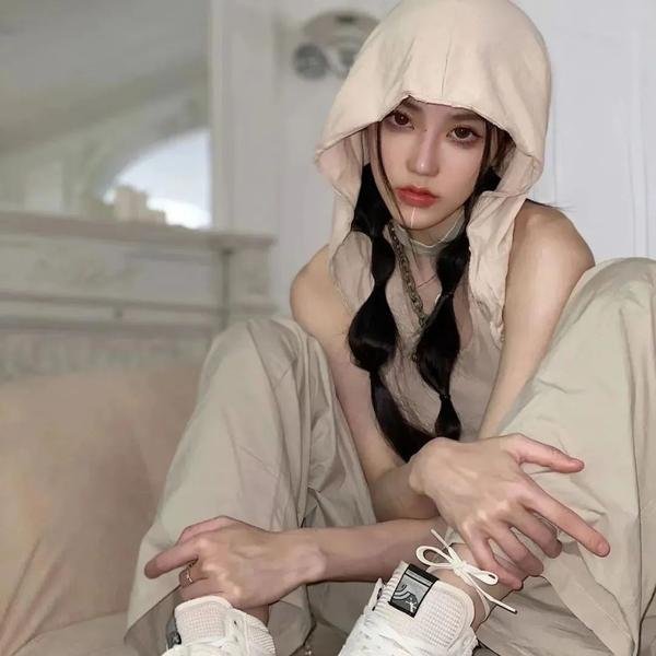 唱自己的歌 在线观看封面